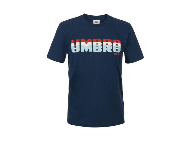 UMBRO Layered Logo Tee Blå M Fritids T-skjorter i 100% BCI Bomull 