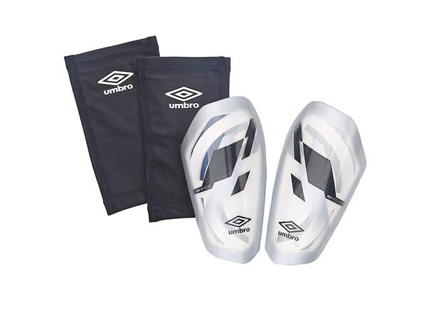 UMBRO Neo Pro Tecta Guard Sleeve Hvit XS Leggskinn med strømpe som har lomme 
