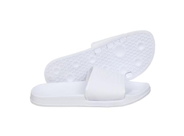 UMBRO Core Slippers Hvit/Hvit Funksjonell og komfortabel slippers 