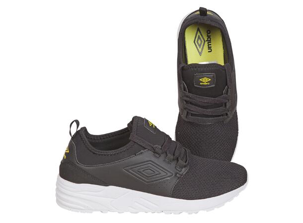 UMBRO Aspin II Sort 44,5 Fritidssko med god demping 