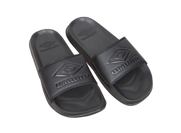 UMBRO Core Slippers Sort/Sort 36 Funksjonell og komfortabel slippers